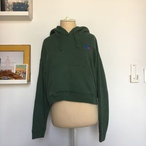 Aritzia Tna Green Cropped Sweatshirt Hoodie